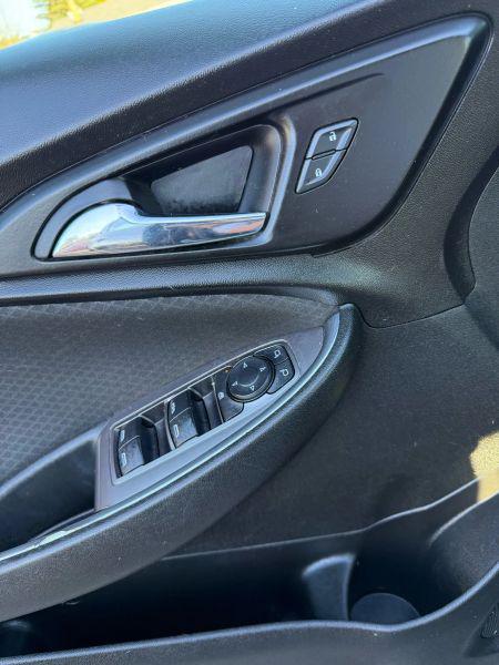 2020 Chevrolet Malibu FWD LT