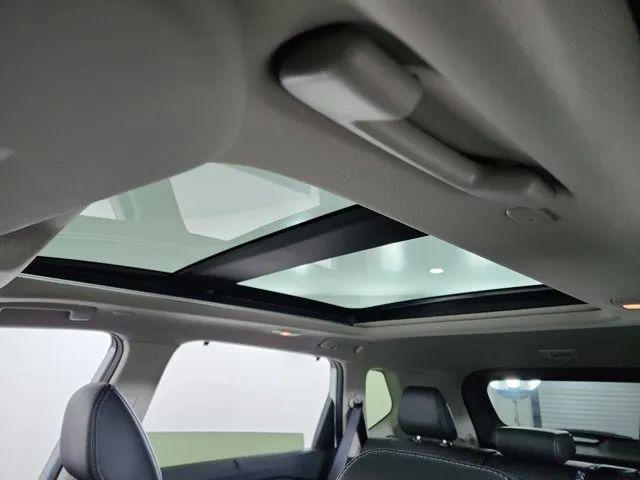 2025 Nissan Rogue SL FWD