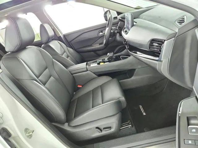 2025 Nissan Rogue SL FWD