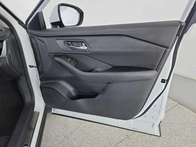 2025 Nissan Rogue SL FWD
