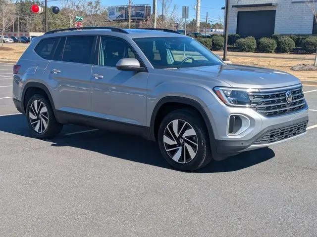 2026 Volkswagen Atlas SE with Technology