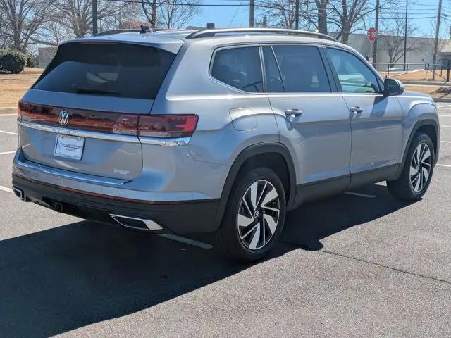 2026 Volkswagen Atlas SE with Technology