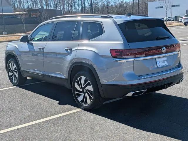 2026 Volkswagen Atlas SE with Technology