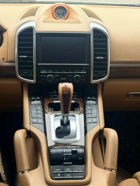 2012 Porsche Cayenne S