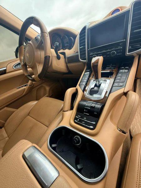 2012 Porsche Cayenne S