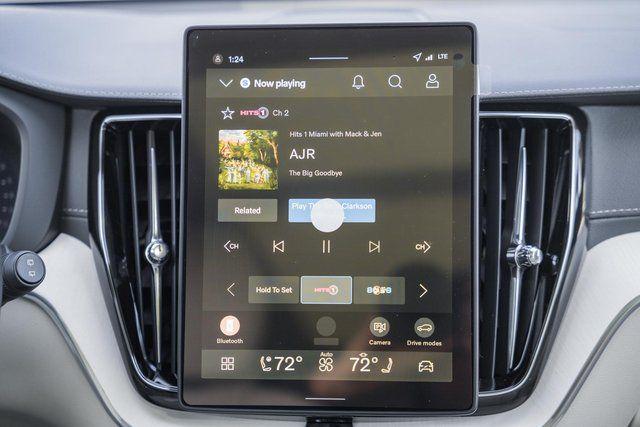 2026 Volvo XC60 B5 Ultra