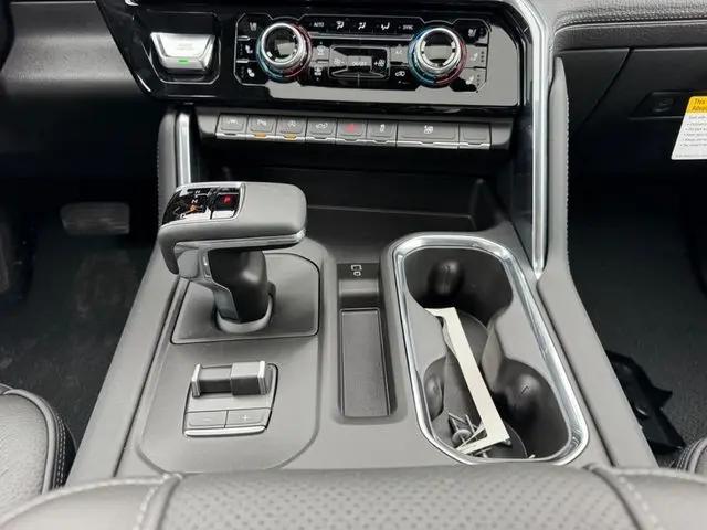 2026 GMC Sierra 1500 Crew Cab, Short Bed, Denali, RWD