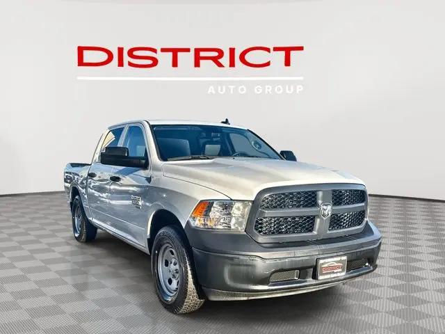 2022 Ram 1500 Classic Tradesman Crew Cab 4x4 5'7" Box for sale in Temple Hills, MD