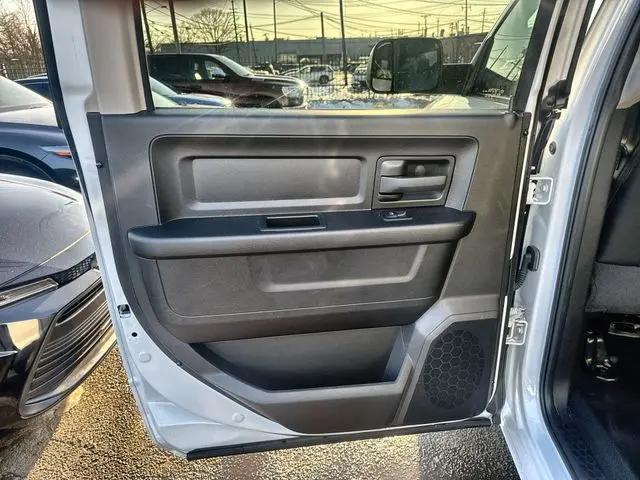 2022 Ram 1500 Classic Tradesman Crew Cab 4x4 5'7" Box