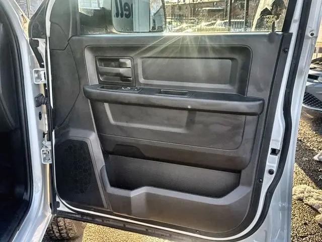 2022 Ram 1500 Classic Tradesman Crew Cab 4x4 5'7" Box