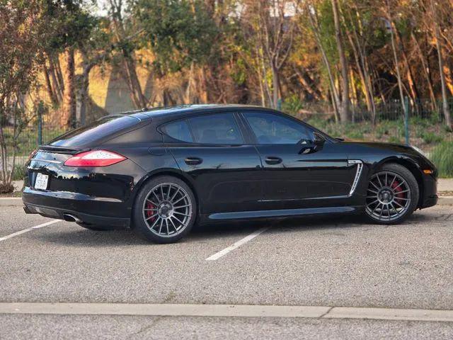 2013 Porsche Panamera 4