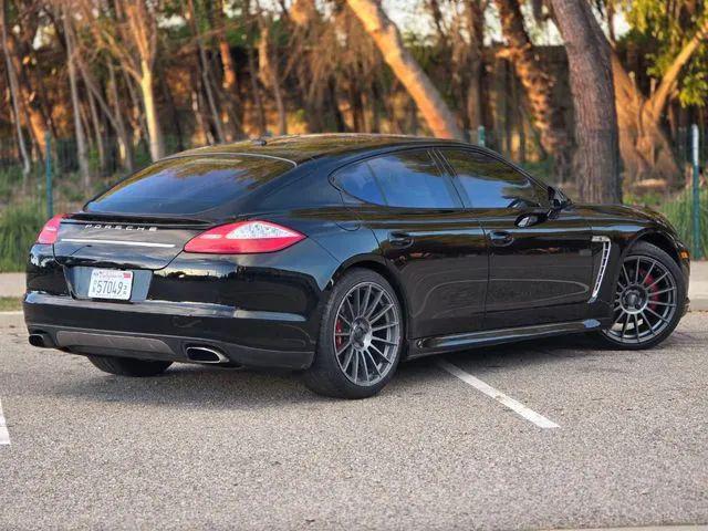 2013 Porsche Panamera 4