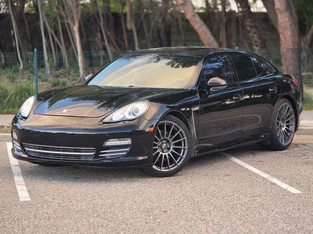 2013 Porsche Panamera 4