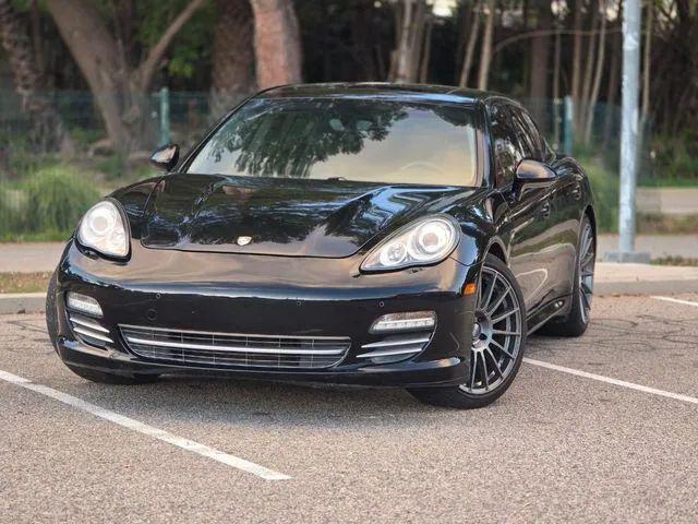 2013 Porsche Panamera 4
