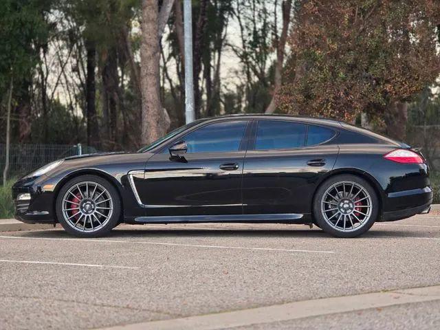 2013 Porsche Panamera 4