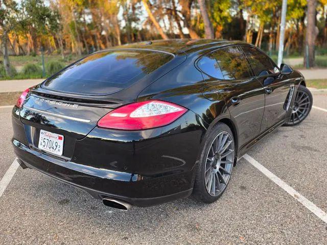 2013 Porsche Panamera 4