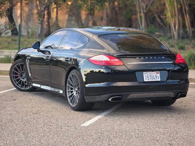 2013 Porsche Panamera 4
