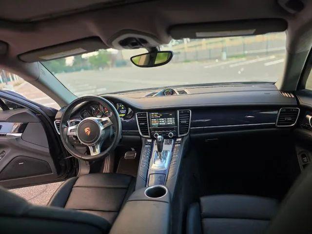 2013 Porsche Panamera 4