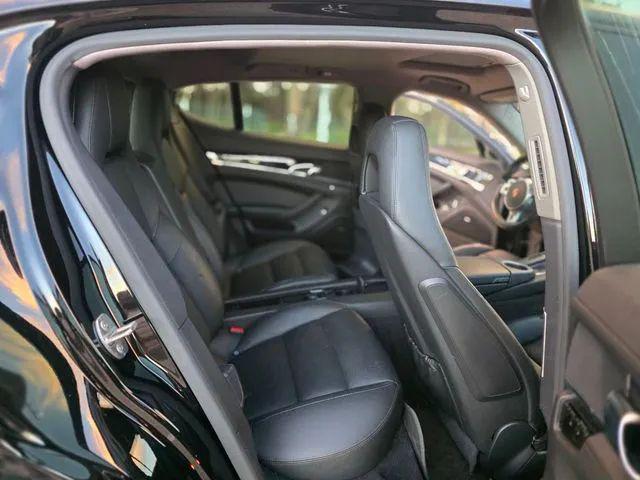 2013 Porsche Panamera 4