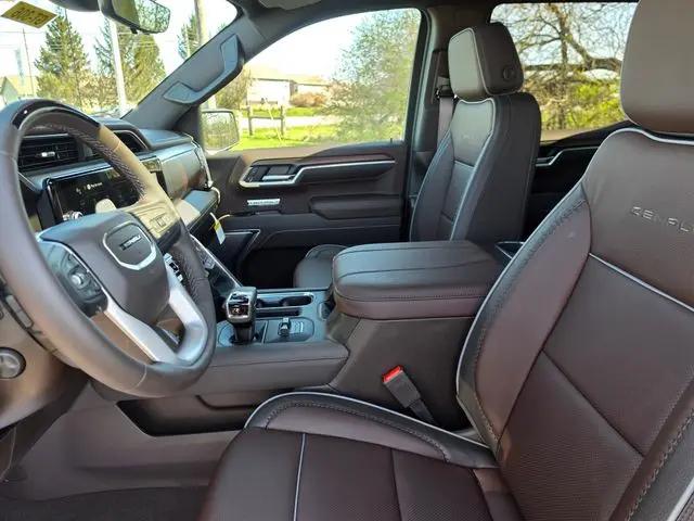 2026 GMC Sierra 1500 Crew Cab, Short Bed, Denali, 4WD