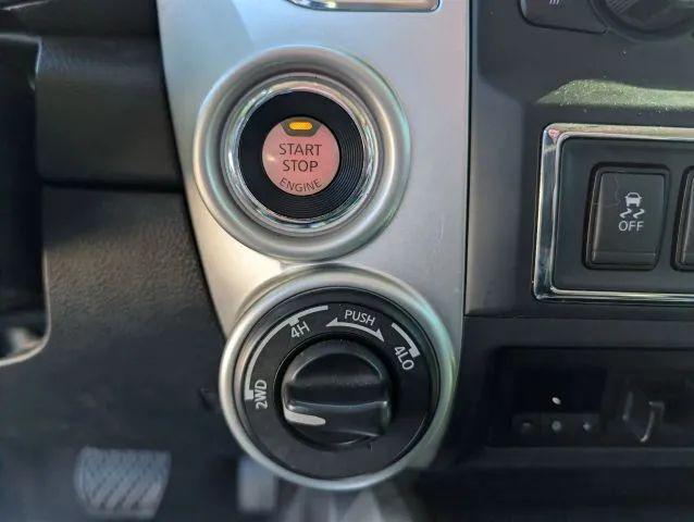 2017 Nissan Titan SV