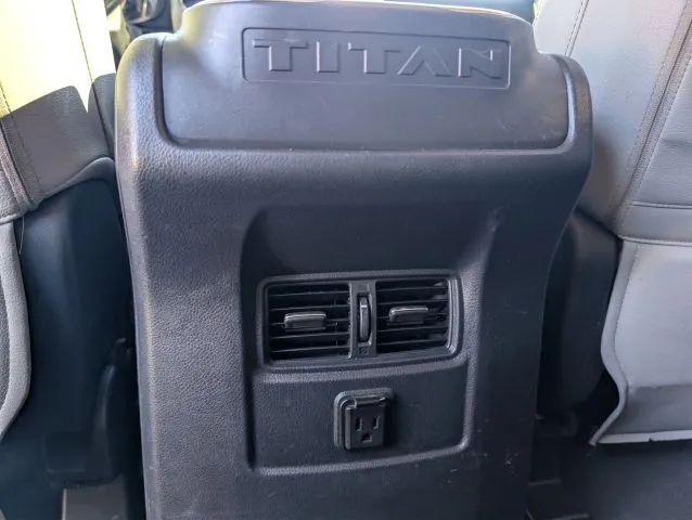 2017 Nissan Titan SV