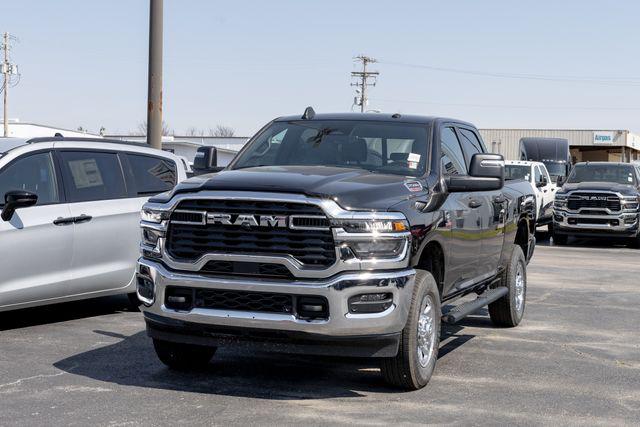 2026 Ram 2500 Tradesman Crew Cab 4x4 64 Box