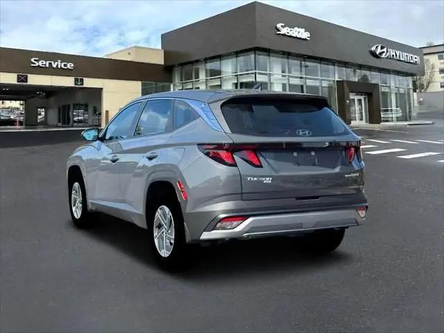 2026 Hyundai Tucson Hybrid Blue SE