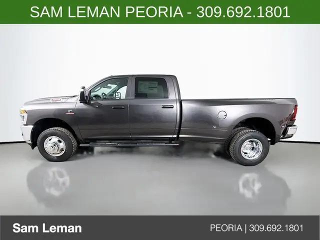 2026 Ram 3500 Tradesman Crew Cab 4x4 8' Box