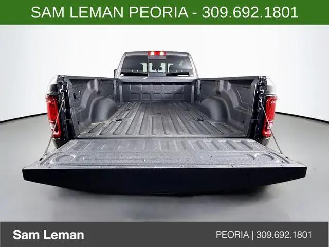 2026 Ram 3500 Tradesman Crew Cab 4x4 8' Box