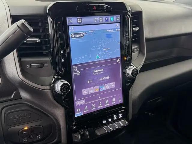 2026 Ram 3500 Tradesman Crew Cab 4x4 8' Box