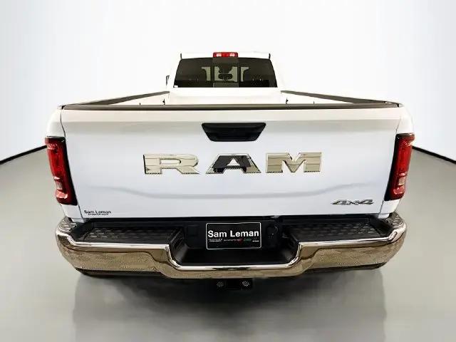 2026 Ram 3500 Tradesman Crew Cab 4x4 8 Box
