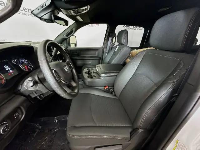 2026 Ram 3500 Tradesman Crew Cab 4x4 8 Box