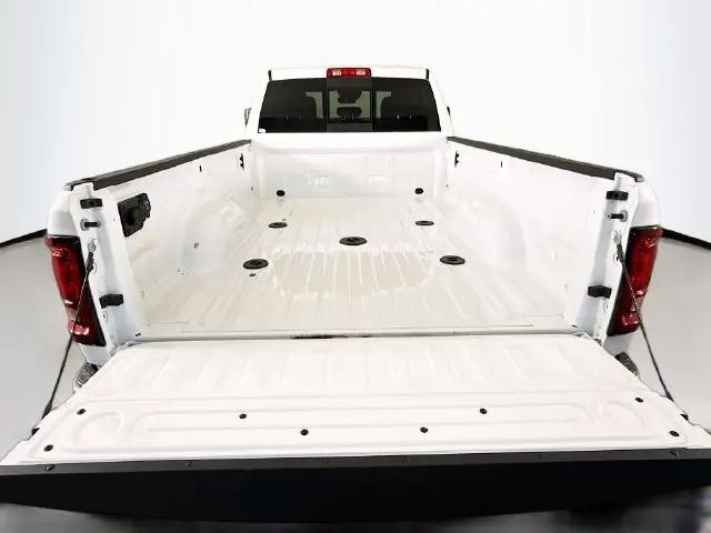 2026 Ram 3500 Tradesman Crew Cab 4x4 8 Box
