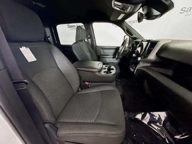 2026 Ram 3500 Tradesman Crew Cab 4x4 8 Box