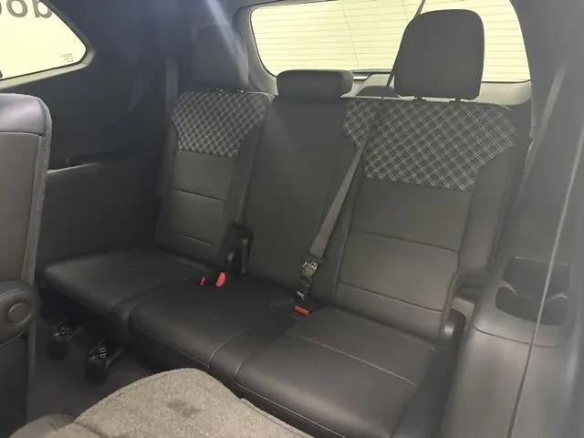 2024 GMC Acadia AWD Denali