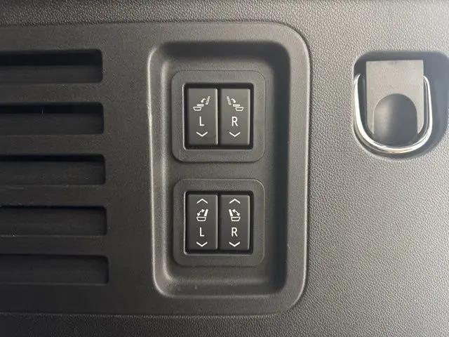 2024 GMC Acadia AWD Denali
