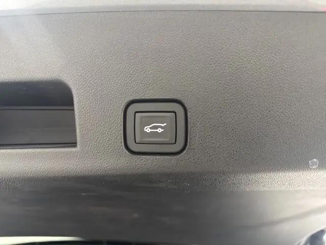 2024 GMC Acadia AWD Denali