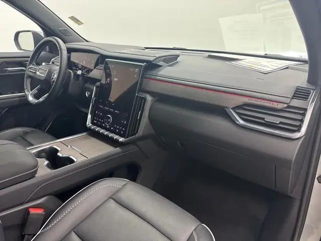 2024 GMC Acadia AWD Denali