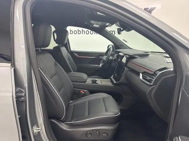 2024 GMC Acadia AWD Denali
