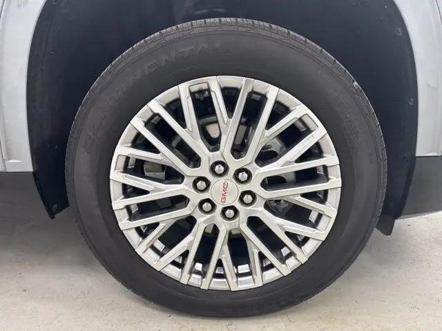 2024 GMC Acadia AWD Denali