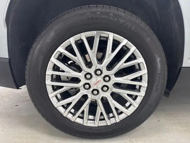 2024 GMC Acadia AWD Denali