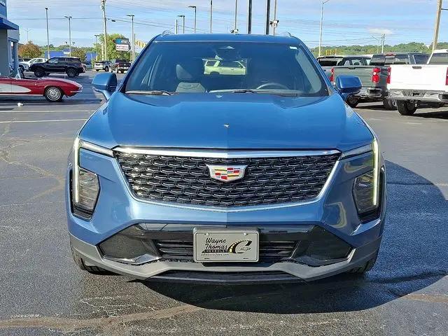 2024 Cadillac XT4 FWD Premium Luxury