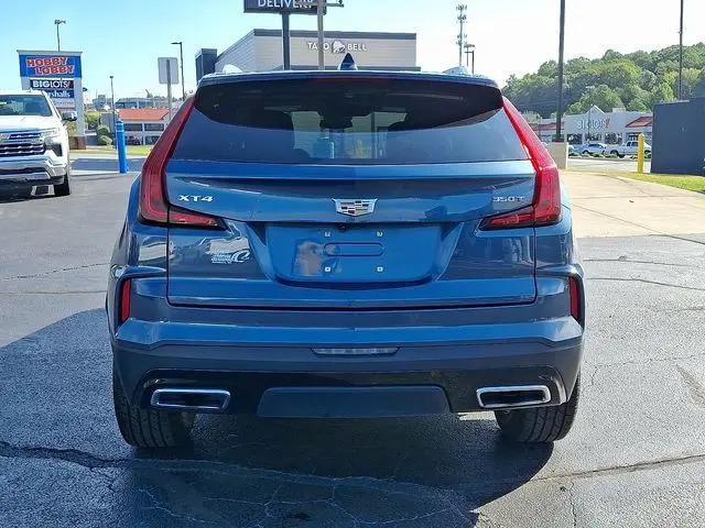2024 Cadillac XT4 FWD Premium Luxury