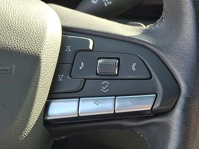 2024 Cadillac XT4 FWD Premium Luxury