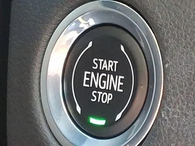 2024 Cadillac XT4 FWD Premium Luxury