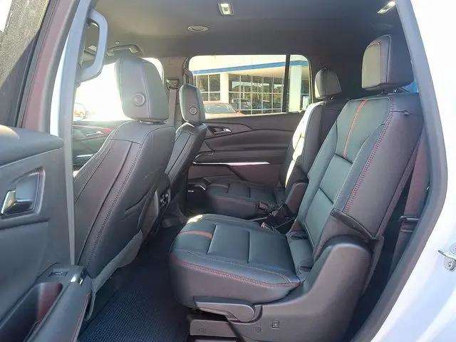 2026 Chevrolet Traverse FWD RS