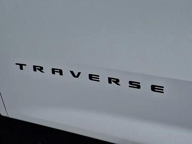 2026 Chevrolet Traverse FWD RS