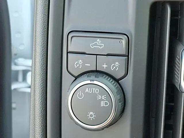 2025 Chevrolet Silverado 1500 2WD Regular Cab Long Bed WT