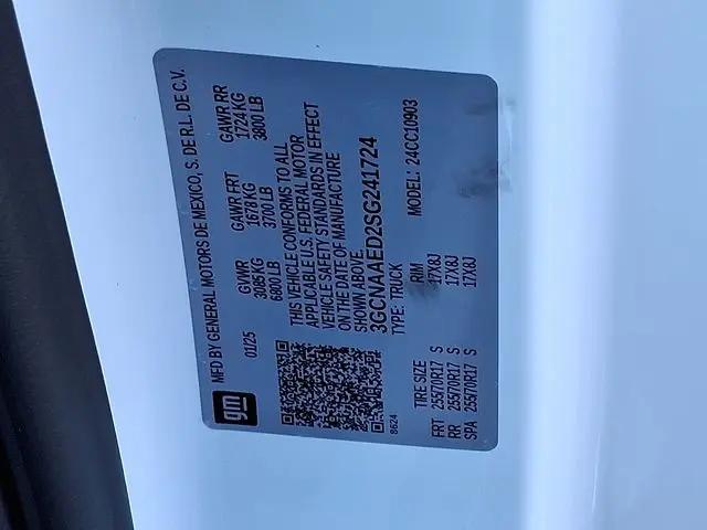 2025 Chevrolet Silverado 1500 2WD Regular Cab Long Bed WT